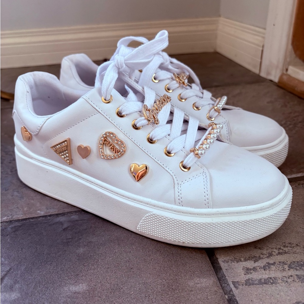 Guess White dress Sneakers with Gold Details